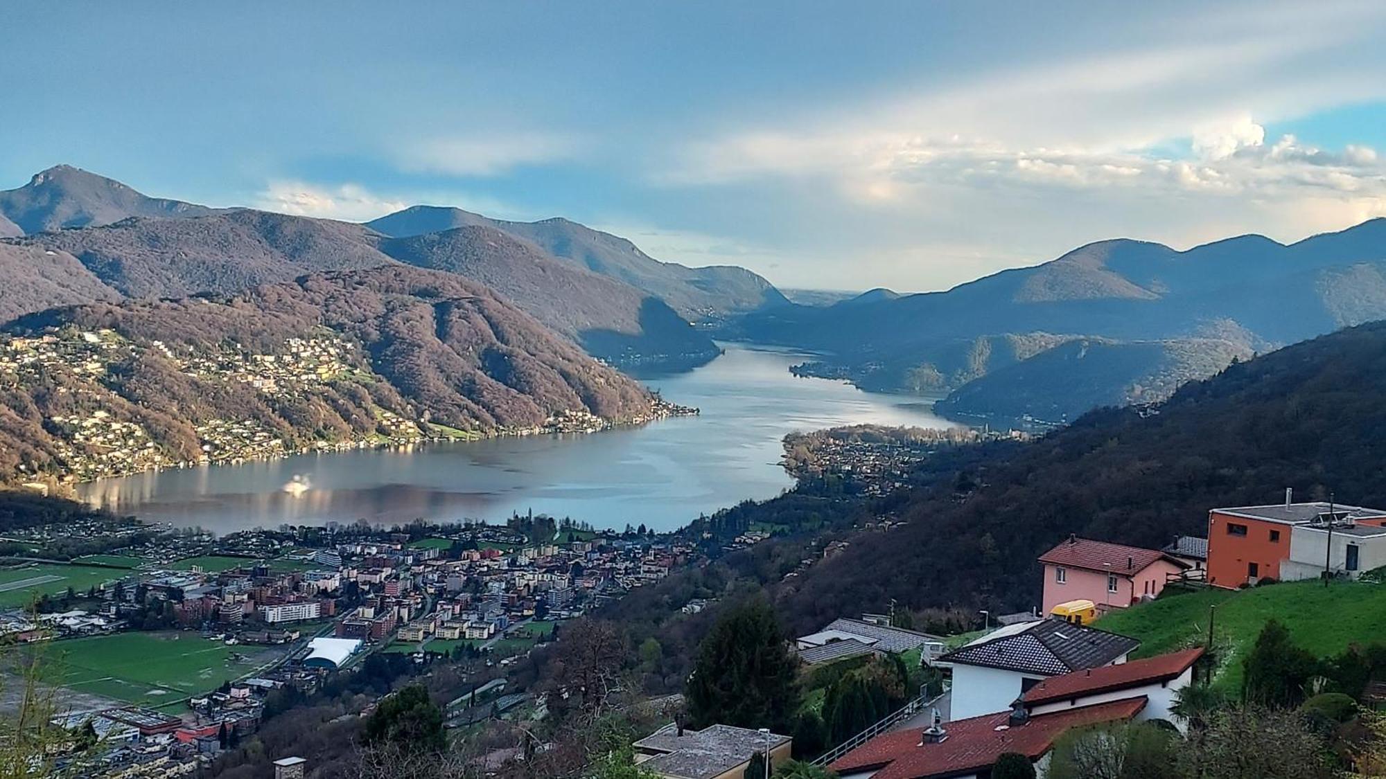Entire Apartments With Stunning View Cademario Exteriör bild