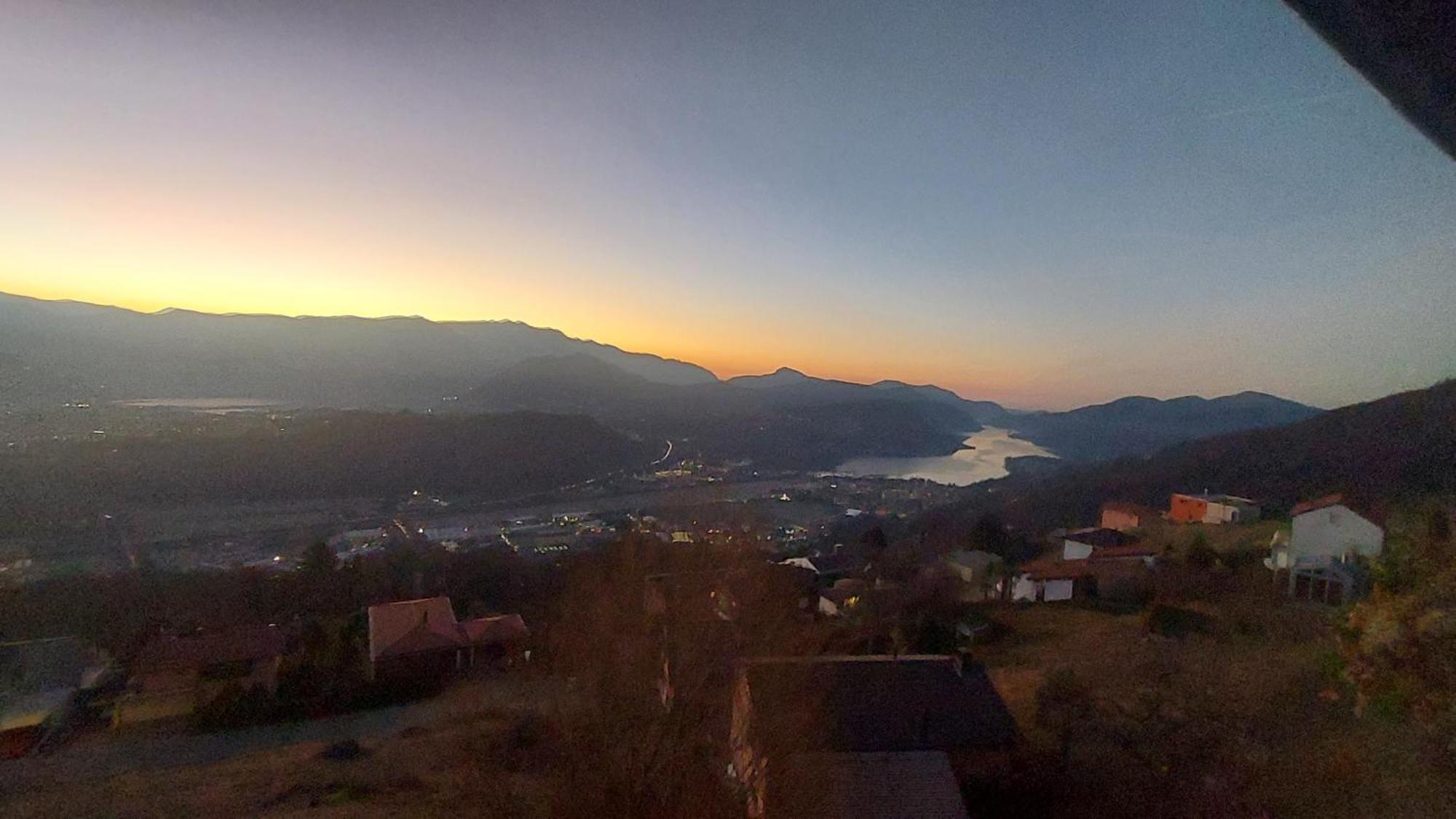 Entire Apartments With Stunning View Cademario Exteriör bild